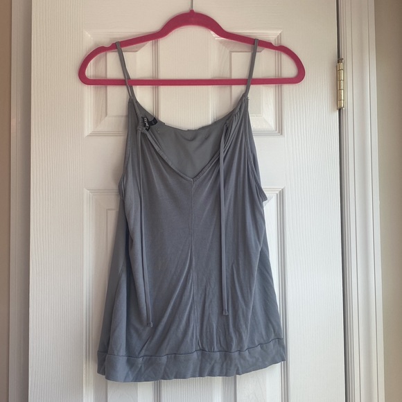 Gray Express Tank - Picture 2 of 3